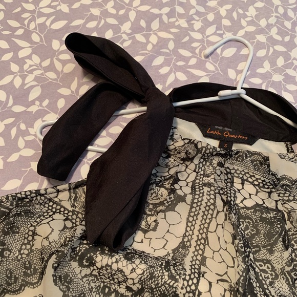 Bwotie Blouse - Picture 2 of 6